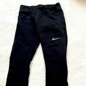 Worn once Nike leggings great condition